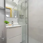 Apartment Bright With Air Conditioning In The Capital By Renters