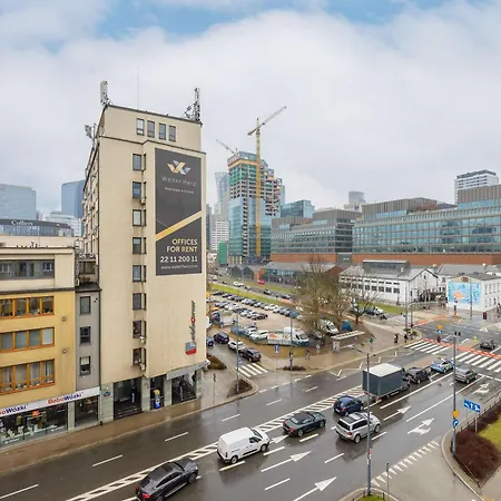 Bright With Air Conditioning In The Capital By Renters *